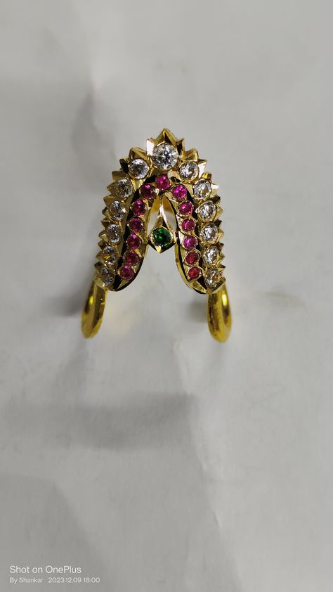 Vanki Ring Design, Vanki Designs Jewellery, Wedding Entrance Decor, Wedding Entrance, Gold Rings Fashion, Rings Fashion, Gold Models, Jewellery Sets, Entrance Decor