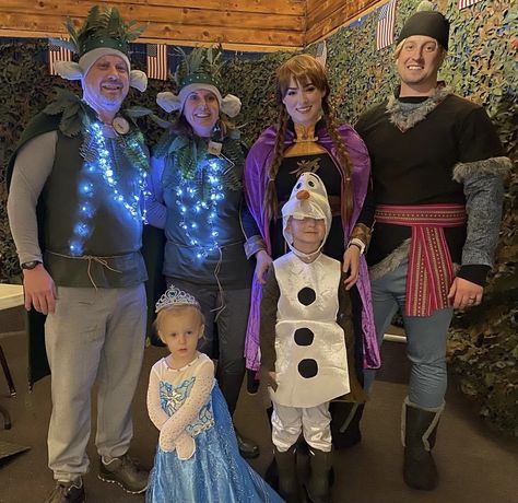 Diy Frozen Trolls Costume, Kristof Costume Diy, Frozen Rock Trolls Diy, Frozen Trolls Costume, Family Of 4 Frozen Halloween Costumes, Elsa Family Halloween Costume, Frozen Troll Costume, Frozen 2 Costumes, Frozen Group Costumes