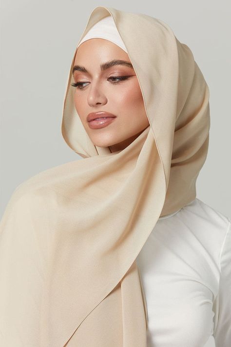 Hijab Colors, Hijab Caps, Mode Turban, Chiffon Shawl, Chiffon Collection, Dark Beige, Hijab Tutorial, Muslim Women, Chiffon Fabric