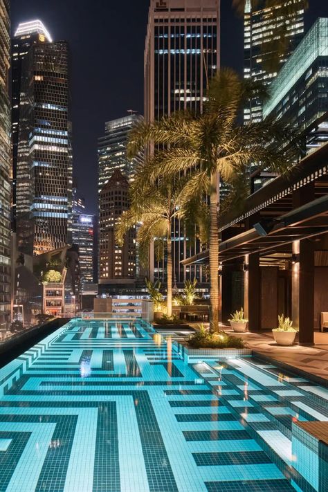 ✨ Dive into bold design and luxury in the heart of the city. Click to discover more! Singapore Luxury, Qt Hotel, Singapore Park Royal Hotel, Singlish Singapore, Singapore Sights, Singapore Famous Place, Southeast Asia, Luxury Travel, Hotels And Resorts