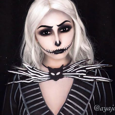 THIS IS HALLOWEEN THIS IS HALLOWEEENNNN  Gender bent Jack Skellington! What's Halloween without Jack  I was tossing up for so long on how to do this makeup but decided to do a more wearable look for Halloween that doesn't involved having your eyes shut or uncomfortable scleras  though, when I started painting the suit I was like what have I got myself into  Random piece of info; Halloween town is one of my favourite worlds in Kingdom Hearts, the costumes are just so cute  ... Maquillage Halloween Clown, Cheshire Cat Makeup, Cat Makeup Tutorial, Disfarces Halloween, Carnaval Make-up, Skellington Costume, Makeup Clown, Fantasy Make-up, Jack Skellington Costume