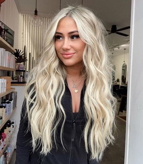 Bleach Blonde Hair Extensions, White Blonde Hair With Extensions, Blonde Hair To The Root, Bright Blonde Extensions, Extremely Blonde Hair, Bright Blonde Hair Extensions, Long Blonde Wavy Hair Extensions, Bleach Blonde Long Hair, Platinum Blonde Hair With Extensions