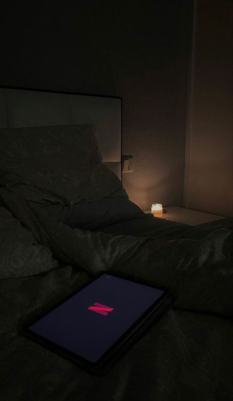 Vibe Rooms, Dark Room Photography, Messy Bed, Bed Photos, Bed Lamp, Pink Tumblr Aesthetic, Architecture Design Sketch, Cute Tumblr Pictures, Luxury Rooms