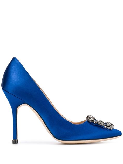 MANOLO BLAHNIK Hangisi pumps. #manoloblahnik #shoes Manolo Blahnik Blue, Shoes Manolo Blahnik, Manolo Blahnik Hangisi, Manolo Blahnik Heels, Manolo Blahnik Shoes, Blue Pumps, Elegant Shoes, Blue Satin, Designer Heels