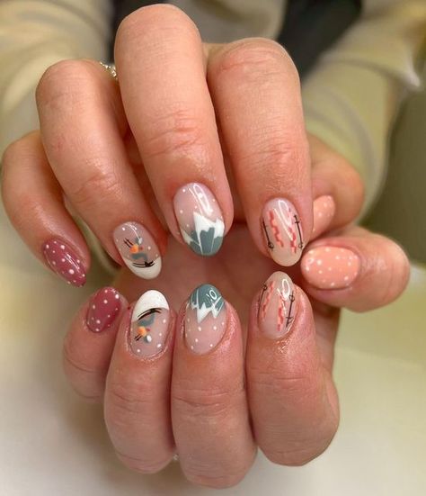 Skiing Nails Art, Ski Nail Art, Apres Ski Nails, Snowboard Nails, Ski Nail Designs, Winter Nail Designs 2024, Skiing Nails, Ski Nails, Fun Winter Nails