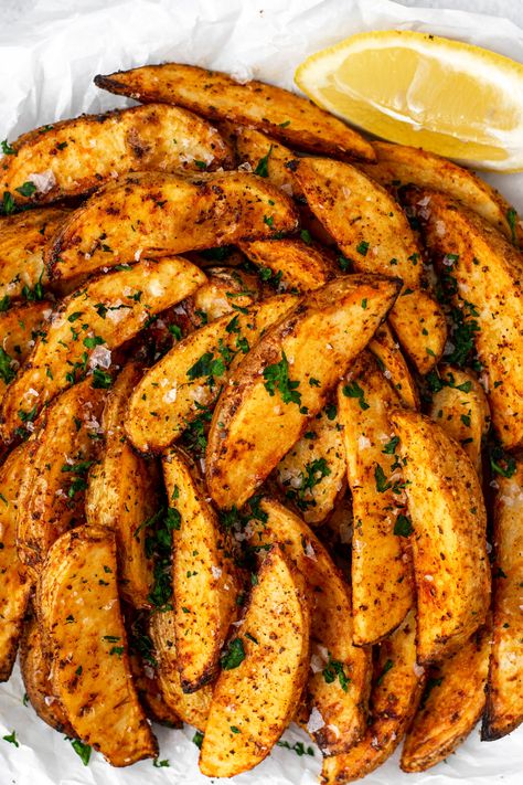 Air Fried Potato Wedges with Garlic Aioli | Liv Gluten-Free Air Fried Potato Wedges, Fried Potato Wedges, Air Fry Potatoes, Crispy Potato Wedges, Gluten Free Bbq, Best Freeze Dried Food, Fried Steak Recipes, Healthy Potatoes, Fried Potato