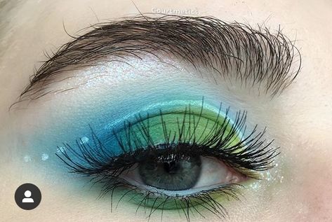 Green Blue Makeup Looks, Green And Blue Eye Makeup, Blue Green Makeup Look, Hozier Makeup, Blue And Green Makeup Looks, Blue And Green Eyeshadow Looks, Green And Blue Eyeshadow Looks, Blue Green Eye Makeup, Kard Outfit