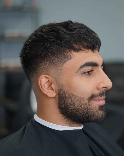 Caesar Crop Haircut, Crop Top Men Haircut, Men’s Crew Cut Haircuts, Ceasar Haircuts For Men, Neat Haircut For Men, Ceasar Hair Men, Long Crew Cut Men, Caeser Cut Men, Short Haircut Ideas For Men