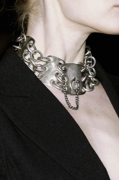 Ann Demeulemeester, A Necklace, Mode Inspo, Dark Fashion, Jewelry Inspo, Tiffany Heart, Heart Charm Bracelet, Cute Jewelry, Statement Jewelry