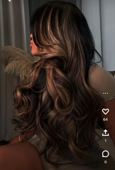 Honey blonde highlights on black women- Honey blonde highlights- Balayage hair- Long hairstyles black women Wavy Hair, Black Hair, Blonde Hair, A Woman, Highlights, Blonde, Angel, Hairstyles, Hair