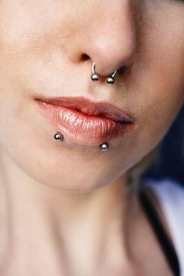 bull ring and snakebites. Creative to put together. Hmm.. ;p Bull Ring Nose Piercing, Ring Nose Piercing, Bull Ring, Snakebites, Septum Piercings, Cool Piercings, Septum Piercing, Body Modifications, Nose Piercing