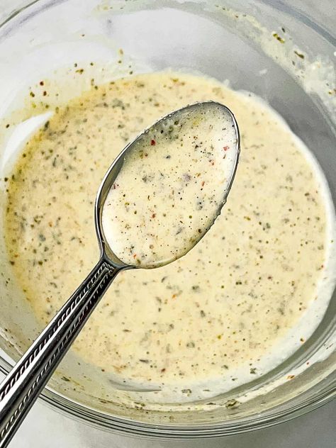 Creamy Italian Dressing - Cook Fast, Eat Well Homemade Creamy Italian Dressing, Italian Salads, Salad Dressing Recipes Vinaigrette, Creamy Italian Dressing, Italian Dressing Recipes, Salad Recipes Healthy Easy, Salad Dressing Recipes Homemade, Cold Pasta Salad, Italian Salad