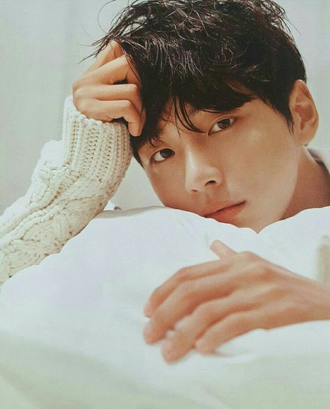 Yoon Shi Yoon Dong Gu, Yoon Shi Yoon, Kdrama Actors, Variety Show, New Pictures, Korean Actors, Actors & Actresses, Tv Series, Kdrama