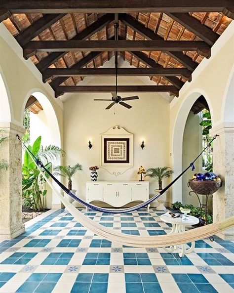 Kristen Buckingham (@kbchrush) • Instagram photos and videos Modern Hacienda, Hacienda Homes, Spanish Style Architecture, Hacienda Style Homes, Backyard Hammock, Merida Mexico, Mexico House, Outdoor Space Design, Mexican Home