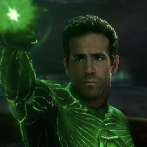 Green Lantern 2011, Green Lanterns, Hal Jordan, Dc World, Comics Characters, Film Icon, Batman Wallpaper, Retro Video, Dc Comics Characters