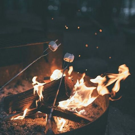 Who wouldn't want to sit around a campfire and enjoy some smores?  - Take some me time this weekend and book a relaxing appointment with us.  - #relax #campfire #smores #spa #health #meditation Camping Aesthetic, Bonfire Night, Fall Inspiration, Open Fire, Fall Feels, Fall Pictures, Autumn Aesthetic, Autumn Photography, Tongs