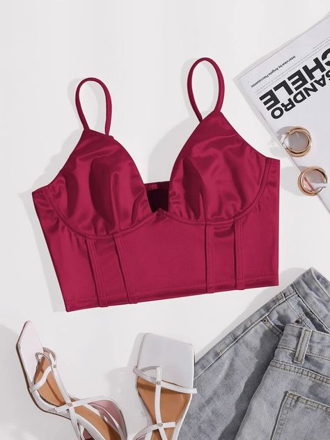 Top de tirantes corto unicolor bustier de satén | SHEIN USA Brown Cami, Blusas Crop Top, Top Cafe, Satin Cami Top, Crop Cami Top, Women Tank Tops, Cropped Cami, Cami Crop Top, Bustiers