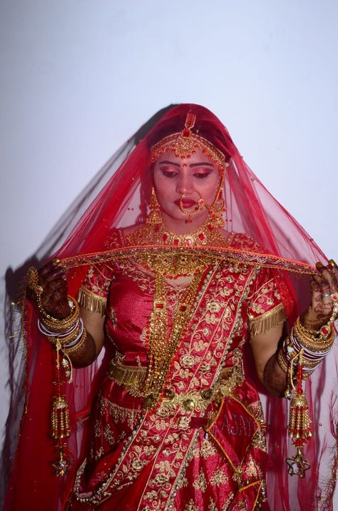 NIKHILCHAUDHARY9918 Dulhan Pose Indian, Clojap Photo Dulhan, Dulhan Closeup Pose, Clojap Photo New, Dulhan Closeup Photography, Dhulan Pic, Clojup Pic, Indian Dulhan Single Pose, Dulhan Poj