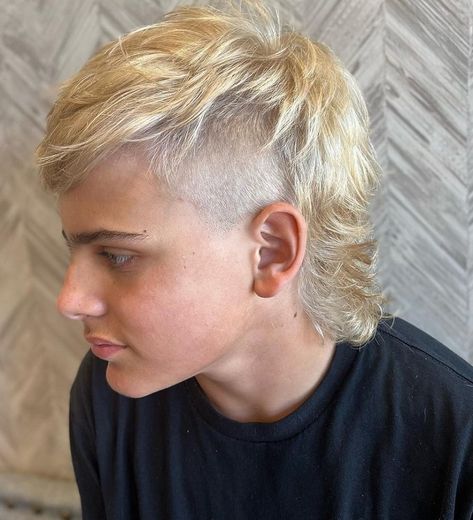 30 Modern Mullet Haircuts for Guys in 2024 [2024] Baseball Player Haircut, Baseball Mullet, Unique Haircuts, Soccer Players Haircuts, Modern Mullet Haircut, Haircuts For Guys, Mullet Haircuts, Haircuts Mullet, Mullet Haircut