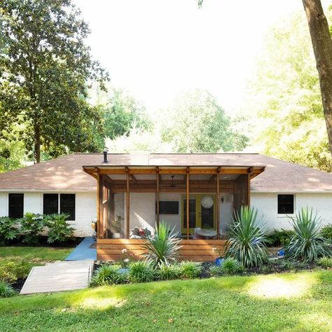 See How a Plain Porch Became a Midcentury Backyard Escape Screened Porch Landscaping, Cool Screened In Porch Ideas, Hardy Board Screened Porch, Screened Porch Front Of House, Screened In Porch Ranch House, Screened Porch On Ranch Style Home, Screen Porch On Deck, Porch To Sunroom Conversion Diy, Enclosed Rustic Porch Ideas