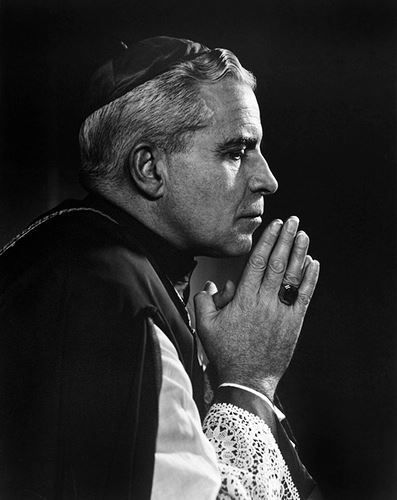 "If the Church marries the mood of the current age, it will become a widow in the next." - Ven. Fulton Sheen Crown Of Glory, Knowing The Truth, Pope Leo Xiii, Pray The Rosary, Fulton Sheen, Save Your Soul, Santi Cattolici, Pope Leo, Catholic Company