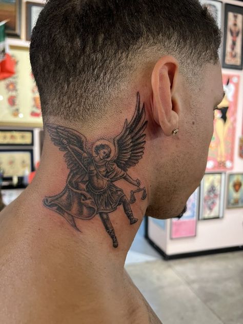 Back Of Neck Tattoo Men, Chest Neck Tattoo, Aesthetic Tattoo Ideas, Taboo Tattoo, Side Neck Tattoo, 20 Aesthetic, Tattoo Lettering Styles, Back Of Neck Tattoo, Unique Tattoo Ideas