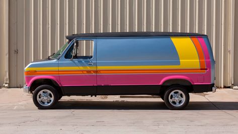 Ford Custom Van, Custom Vans For Sale, Road Trip Van, Vans Painted, Car Stripes, Old School Vans, Vw Lt, Kombi Home, Painted Vans