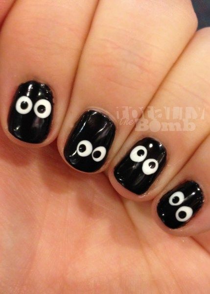 Eyeball Nails, Diy Halloween Nail Art, Stars Nails, Halloween Nail Art Easy, Black And White Nail, Black Halloween Nails, Halloween Nails Diy, Halloween Nails Easy, Cute Halloween Nails