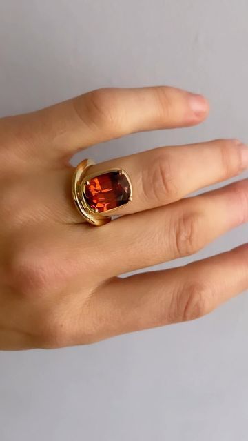 Arielle Ratner, Color Engagement Rings, True Spring Palette, Gem Engagement Rings, Spinel Stone, Color Stones Jewelry, Favorite Engagement Rings, Emerald Ring Vintage, Spessartite Garnet