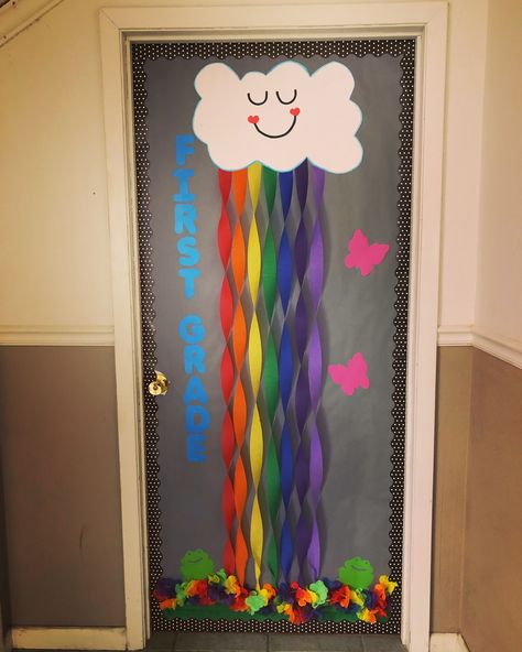 Pride Door Decorations Classroom, Classroom Door Ideas Rainbow, Rainbow Door Decoration, Rainbow Classroom Door Ideas, First Grade Door Decorations, Rainbow Door Decorations Classroom, Birthday Door Decorations, Crayon Themed Classroom, Rainbow Bulletin Boards