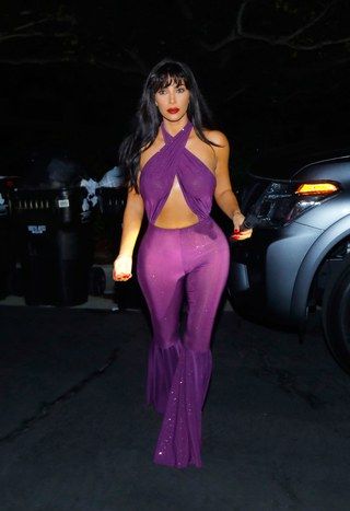 Kim Kardashian Halloween Costumes, Selena Halloween Costume, Selena Quintanilla Halloween Costume, Kim Kardashian Short Hair, Kardashian Halloween, Kardashian Halloween Costume, Kim Kardashian Halloween, Selena Quintanilla Costume, Selena Purple Outfit