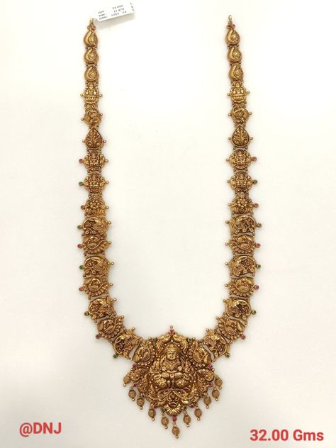 Latest Long Chain Designs In Gold, Antique Long Haram Designs, Long Chain Designs Gold, Long Chain Designs, Haram Designs Gold Latest, Long Haram Designs, Chain Designs Gold, Indian Gold Necklace Designs, Wedding Jewellery Designs