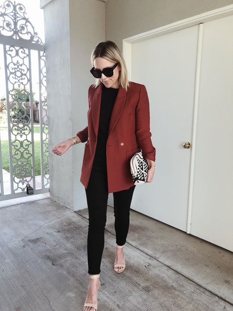 Damsel In Dior, Fashionable Work Outfit, Saturday Night Fever, Outfit Chic, Night Fever, Dinner Outfit, Elegante Casual, Casual Work Outfits, Blazer Outfits