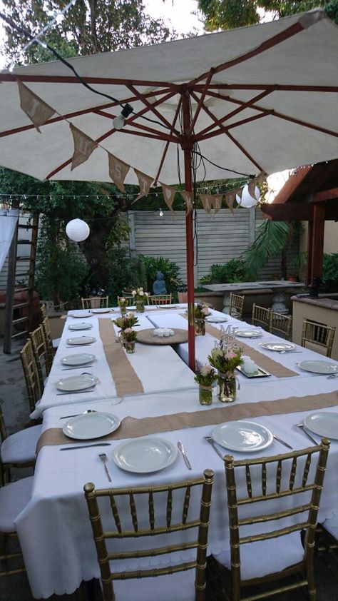 Starting with table setup for our backyard bbq party! Backyard Bbq Table, Bbq Baby Shower Decorations, Bbq Setup, Backyard Party Food, Backyard Bbq Wedding, Thanksgiving Decorations Outdoor, Backyard Party Decorations, Backyard Dinner Party, Backyard Bbq Party