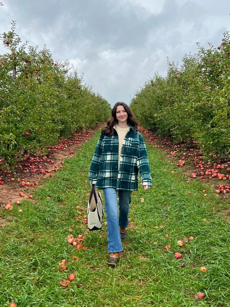 Shacket Outfit Women 2024, Plaid Shacket Outfit Women, Plaid Shacket Outfit, Shacket Outfit Women, Apple Picking Outfit, Shacket Outfit, Ll Bean Boots, Plaid Shacket, Green Flannel