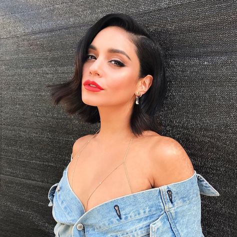 Vanessa Hudgens Short Hair, Estilo Vanessa Hudgens, Vanessa Hudgens Style, Glam Looks, Vanessa Hudgens, Wedding Beauty, Short Hairstyles For Women, Boho Chic Fashion, Bobs Haircuts