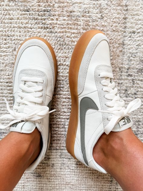 Nike Women's Killshot 2 Shoes curated on LTK Nike Killshot 2 Outfit Women, Killshot 2 Outfit, Nike Killshot 2 Outfit, Winter Uniform, Cute Sneakers, Clothing Wishlist, Nike Shoes Women, Fall Shoes, Outfit Women