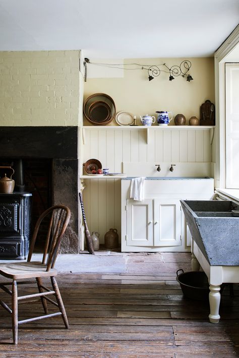 Modern Medieval Kitchen, 1800 Kitchens 19th Century, Wabi House, 19th Century Kitchen, 18th Century New England House Interior, Buckingham Palace Kitchen, Schoolhouse Kitchen, Historical Kitchen, Laundry Room Addition