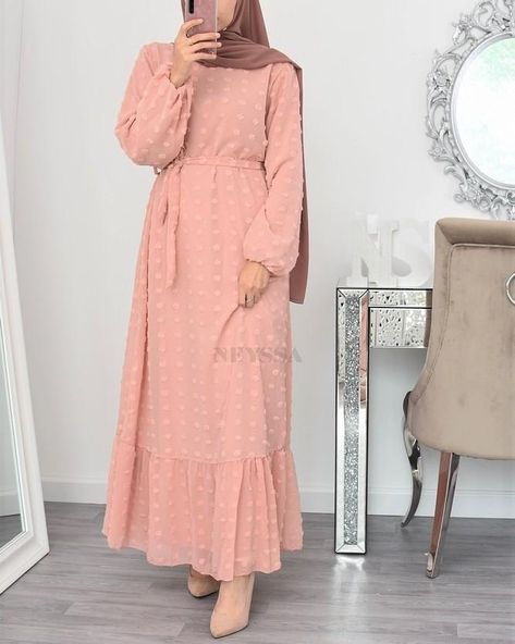 Long dress for muslim women wilworld shipping. #modestdress #hijabstyle#modestclothing Long Muslim Dress Casual, Hijabi Long Dress, Hijab Fashion Summer Long Dresses, Muslim Dress Casual, Dress For Muslim Women, Muslim Long Dress, Hijab Fashion Summer, Modest Fashion Hijab, Muslim Fashion Hijab Outfits