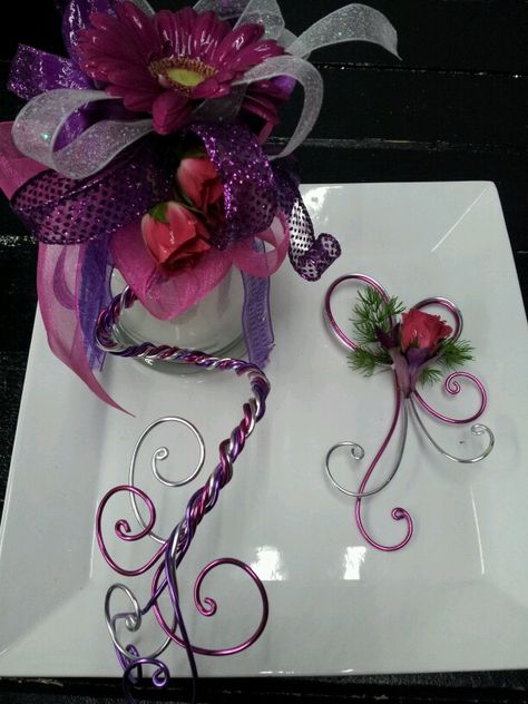 Our custom design serpentine arm band corsage. With coordinating unique bout. Wire detail. Pink roses. Crystal Corsage, Wire Corsage, Unique Corsage, Pink And Silver Corsage Prom, Purple And Silver Corsage, Corsage And Boutonniere Set Pink, Bracelet Corsage, Body Flowers, Prom Flowers Corsage