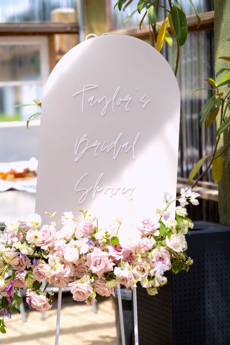 Petals And Prosecco Welcome Sign, Petals And Prosecco Bridal Shower Theme Decor, Petals And Processo Bridal Shower Theme, Petals And Prosecco Bridal Shower Theme, Prosecco Bridal Shower Theme, Petals And Prosecco Bridal, Petals And Prosecco, Bridal Shower Inspo, Welcome Sign Wedding