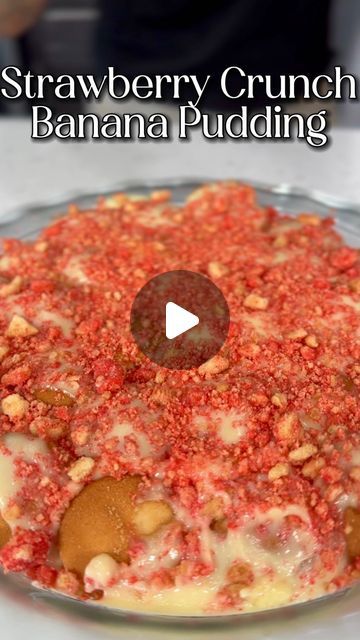 Todd Jones II on Instagram: "STRAWBERRY CRUNCH BANANA PUDDING! 🍓🍌🤤🔥🔥🔥🔥  #strawberrycrunch #bananapudding #dessert #strawberrycrunchbananapudding #strawberrycrumble #strawberrybananapudding #nbafinals #youmakestraykidsstay #mdw #nickiminaj" Strawberry Shortcake Banana Pudding, Strawberry Crunch Pudding, Strawberry Banana Pudding Recipes, Strawberry Crunch Banana Pudding, Quick Banana Pudding, Strawberry Banana Pudding, Strawberry Pudding, Strawberry Crunch, Banana Pudding Cake