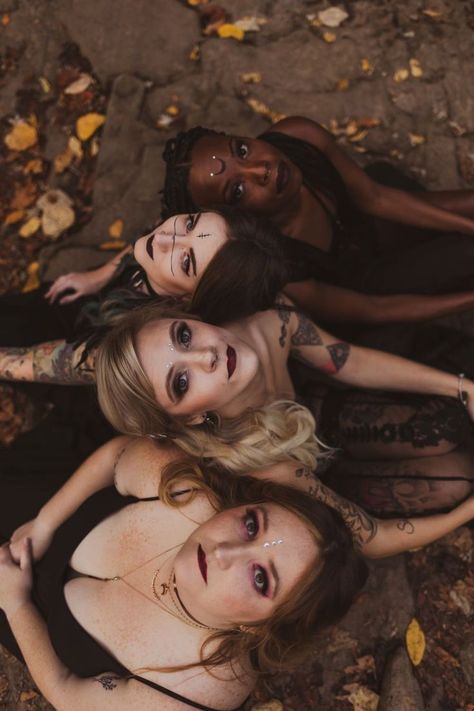 Coven Photoshoot, The Witch Aesthetic, Dark Ethereal, Candles Crystals, Witch Coven, Friendship Photoshoot, Witchy Aesthetic, Spell Books, Halloween Photography