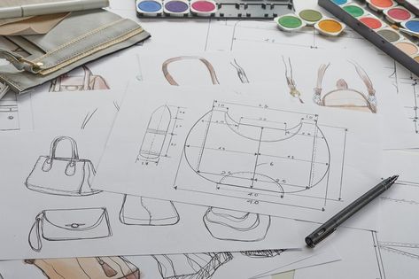 Handbag Sketch, Drawing Bag, Leather Clutch Bag, Fashion Design Drawings, Famous Designers, Leather Clutch Bags, Elegant Accessories, Sewing Bag, Fashion Luxury