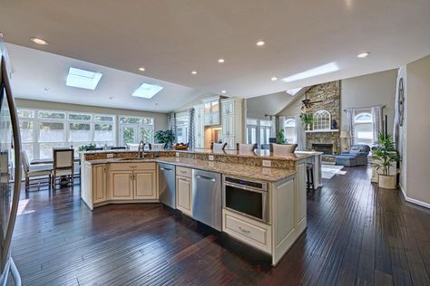 What Is A Kitchen Bump Out? Small Kitchen Addition Ideas, Small Kitchen Addition, Kitchen Addition Ideas, Kitchen Bump Out Addition, Kitchen Addition Ideas Bump Out, Bump Out Kitchen, Kitchen Bump Out, Porch Kitchen, Unique Kitchen Design