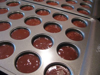 Brownie Bits Mini Muffins, Brownies In Mini Muffin Pan, Mini Brownie Bites From Mix Boxes, Brownies In Cupcake Pan, Brownie Bites From Mix Boxes, Bingo Snacks, Mini Muffin Brownies, Duncan Hines Brownies, Betty Crocker Brownie Mix