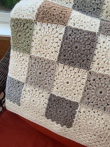 Soft Granny Square Blanket, Grammy Square Blanket, Cottagecore Crochet Blanket, Simple Crochet Blanket, Crochet Patterns Blanket, Granny Square Haken, Blankets Crochet, Squares Crochet, Crochet Square Blanket