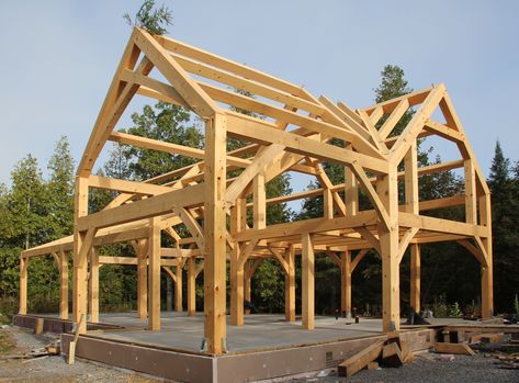 A timber frame is beautiful and long-lasting. Since owners of timber-framed homes want to be able to see the timber frame on the interior, builders have to come up with a way to install all of the building's insulation on the exterior side of the timber frame. Timber Frame House Plans, Frame House Plans, Timber Frame Plans, Timber Frame Cabin, Timber Frame Joinery, Timber Frame Design, Timber Frame House, Structural Insulated Panels, Timber Frame Construction