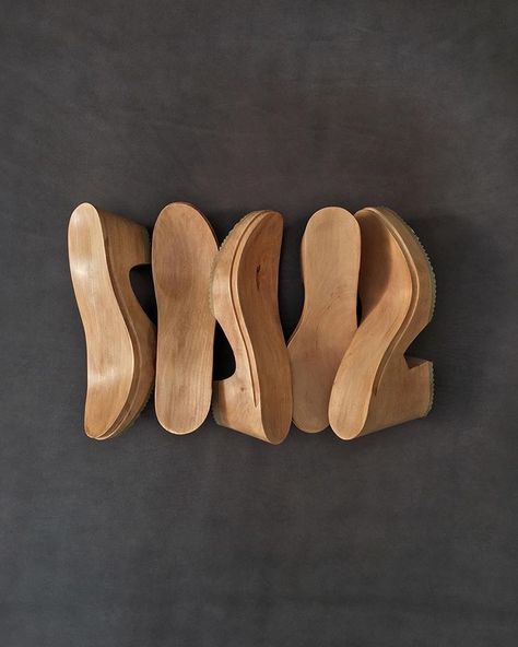 ZUZII - L.A. CA в Instagram: «Wood soles 2.0 on the way! Our ss18 #clog soles are upgraded based on all the feedback we got last season, same comfy fit but with a…» African Attire Dresses, Wooden Sandals, Shoe Making, Wooden Shoe, Beadwork Patterns, Wooden Shoes, Low Heel Shoes, Crochet Shoes, Natural Wax