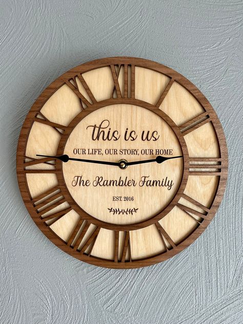 Laser Clock Design, Wooden Wall Clocks, Laser Engraved Clock, Wood Clocks Handmade, Cnc Laser Ideas, Wooden Clock Ideas, Wood Laser Engraving Ideas, Wooden Clock Design, Cnc Clock